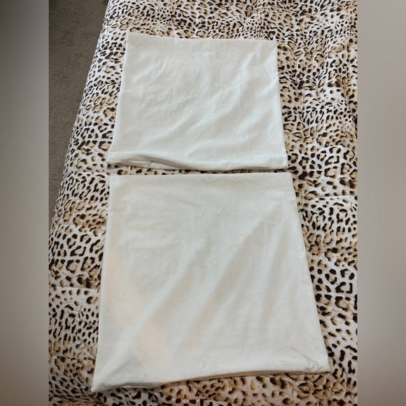 2 White Velvet Throw Pillow Covers - Picture 1 of 3